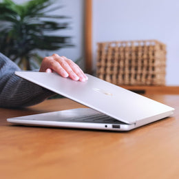 HP - OmniBook 3 (15-fn0105dx) 15.6" Full HD Touch-Screen Laptop - AMD Ryzen 5 AI 5 330 2025 - 16GB DDR5 Memory - 512GB SSD - Glacier Silver (C20WBUA#ABA)(199485172644) BRAND NEW