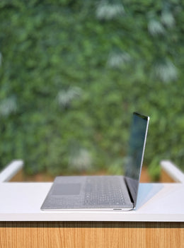 Surface Laptop 4 Ultra Slim Ryzen 5 Ram 16GB Storage 256GB 13.5" QHD Touchscreen silver